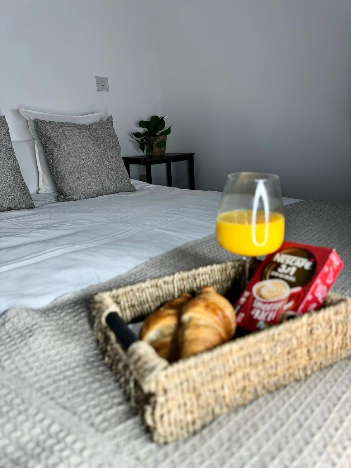 Birmingham City Centre Apartment - No Deposit Required- Free Parking Exterior photo